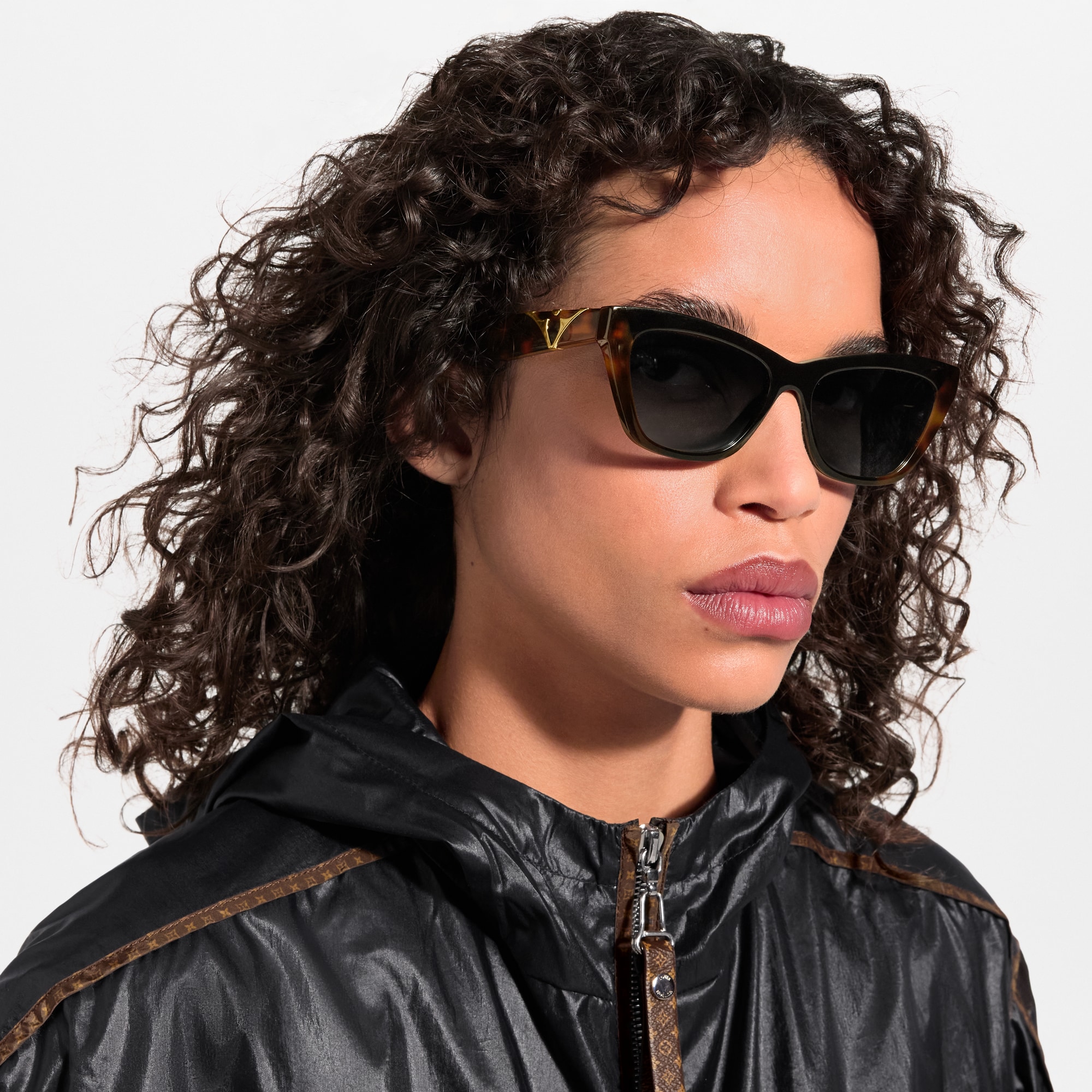 The LV Flower Low Cat Eye Sunglasses S00 - Women - Accessories